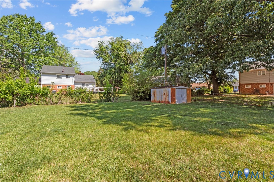 4910 Greenleigh Rd