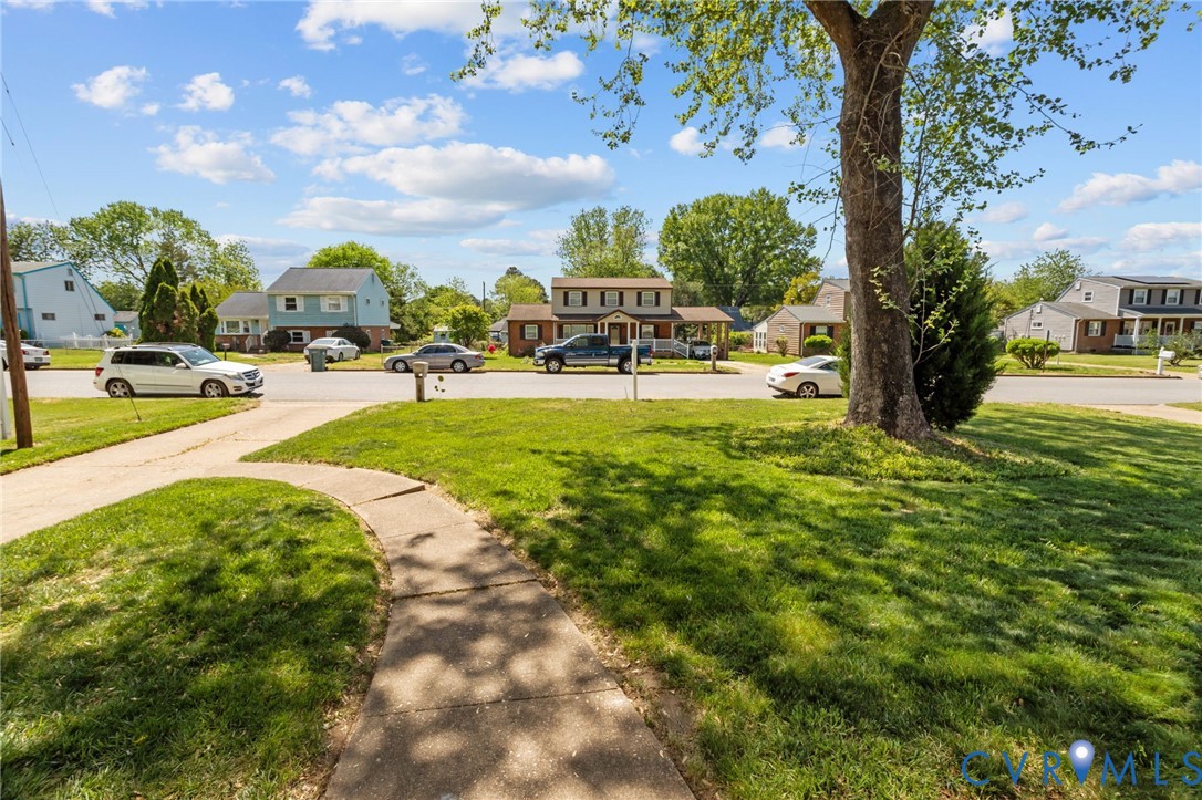 4910 Greenleigh Rd