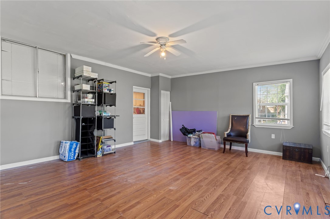 4910 Greenleigh Rd