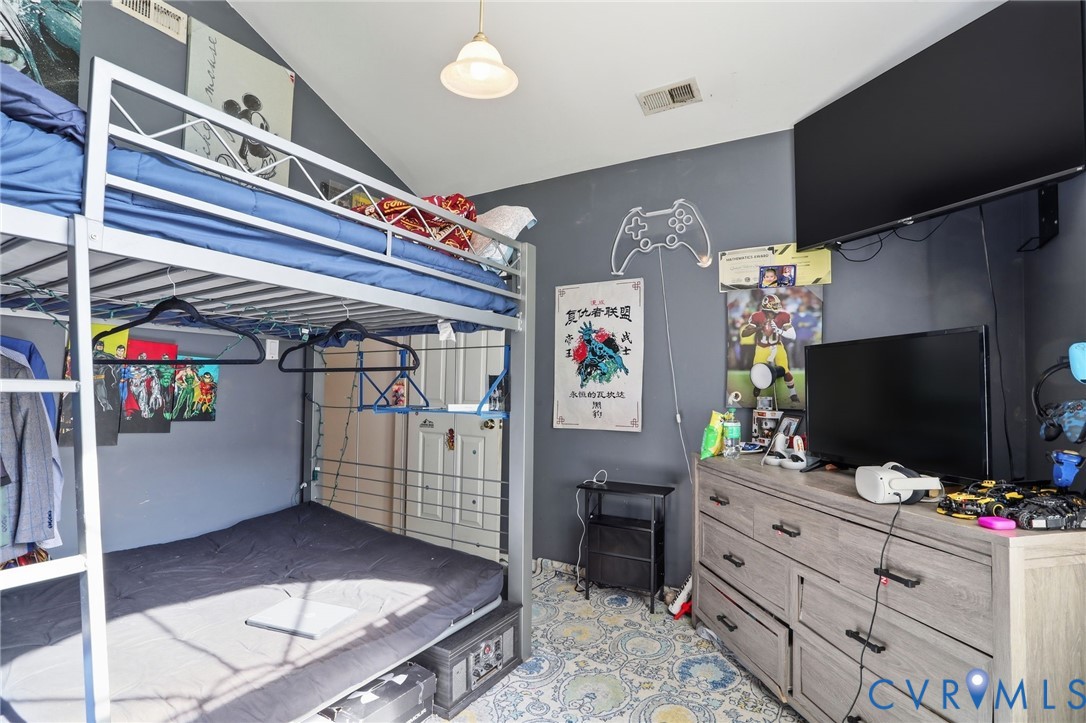 6003 Pleasant Pond Ct