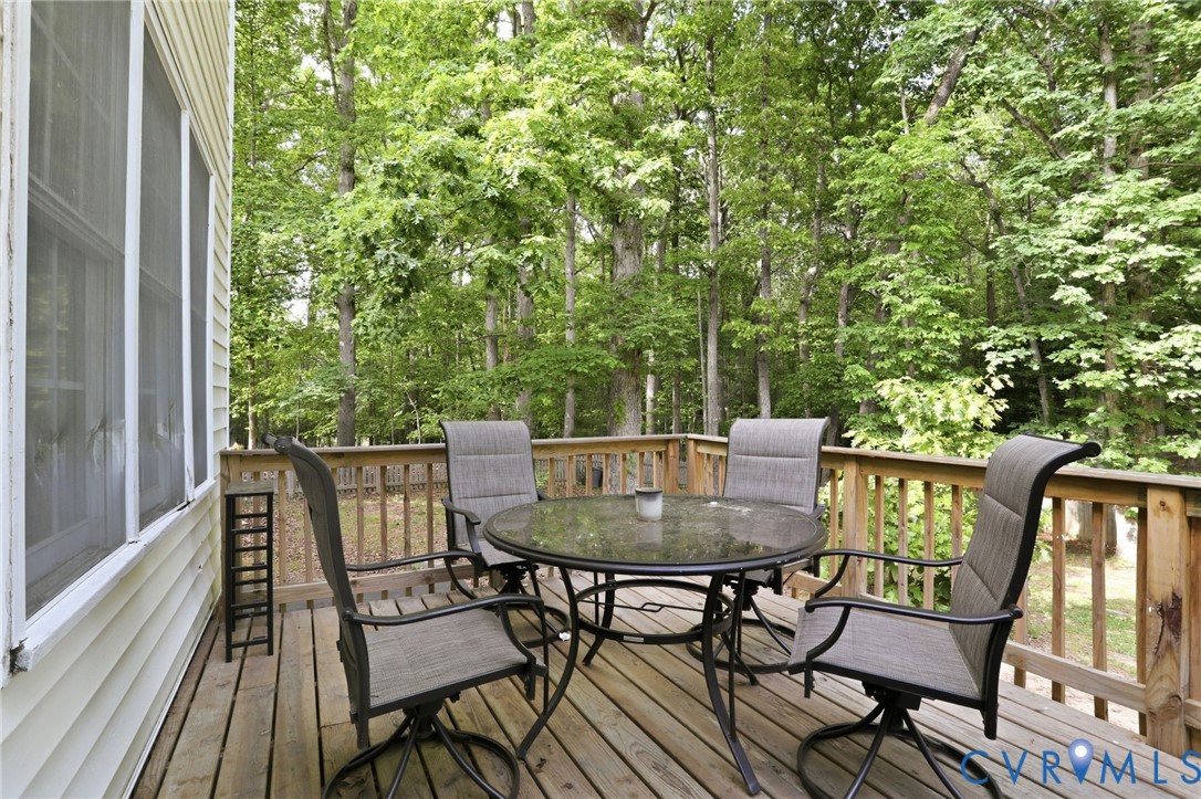 6003 Pleasant Pond Ct