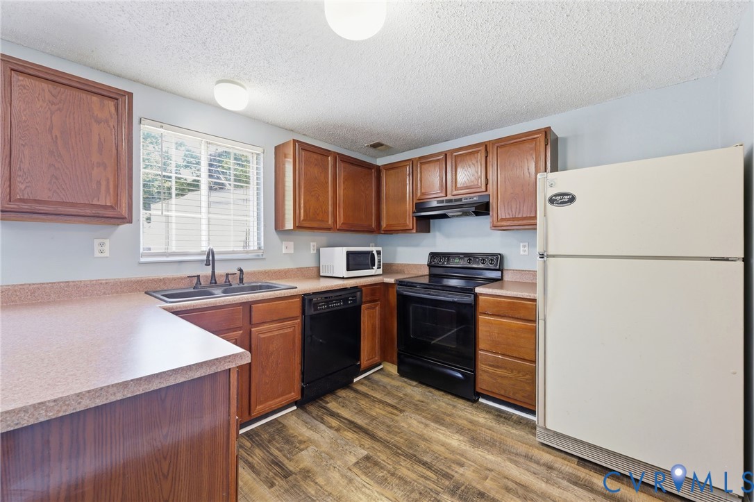 9707 Candace Ct