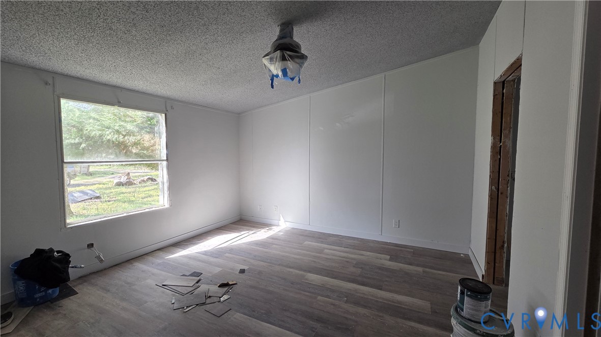 349 Morris Ln