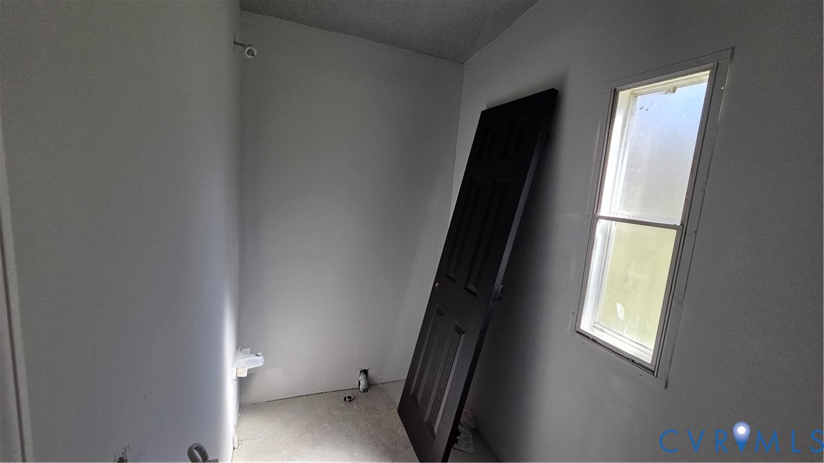 349 Morris Ln