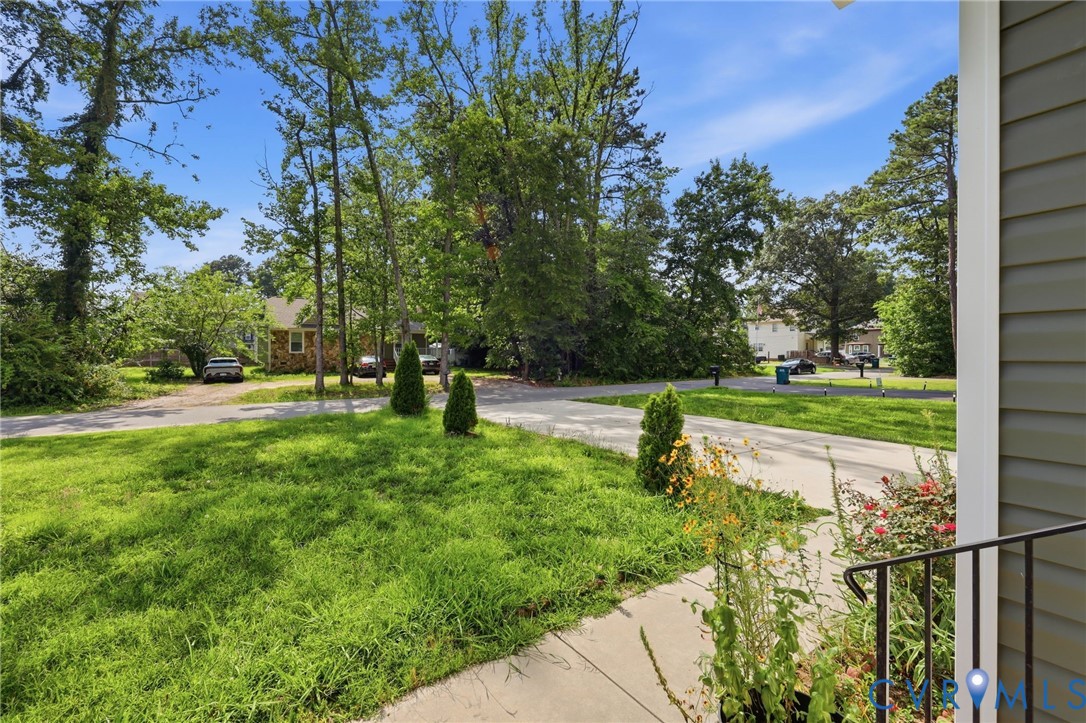 10155 Virginia Rd
