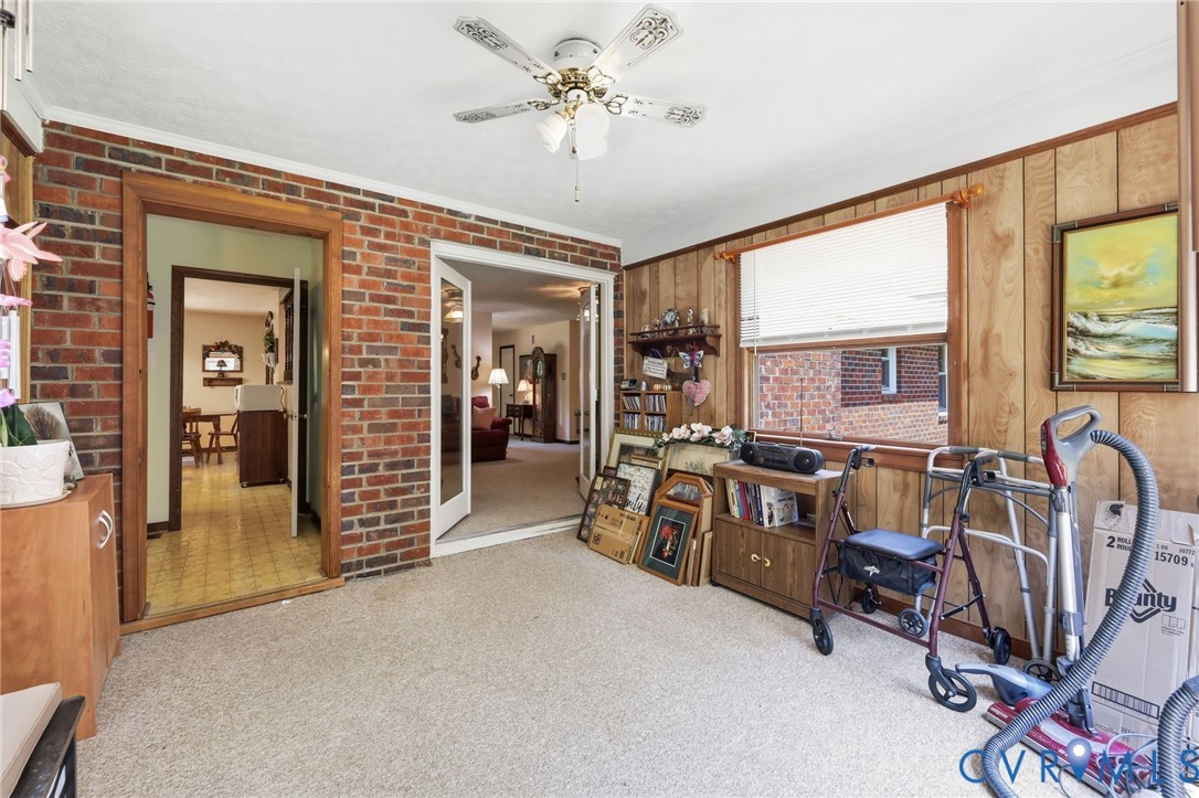 10111 Tunstall Rd