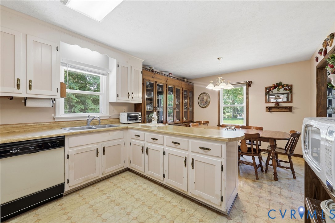 10111 Tunstall Rd