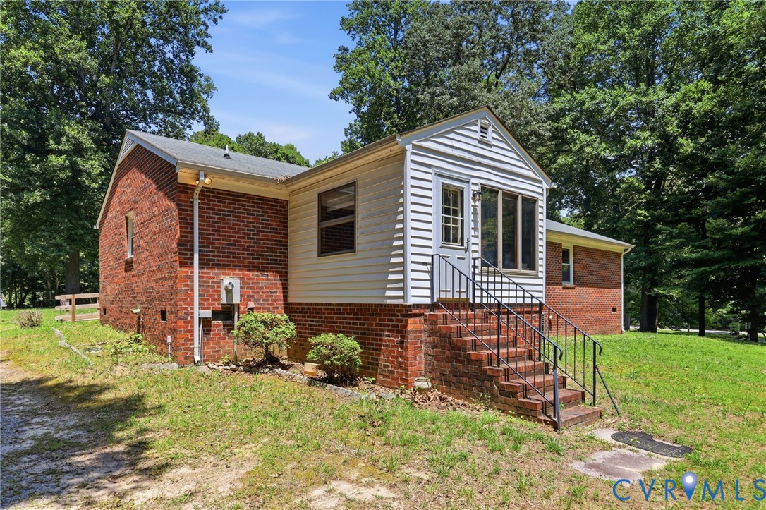 10111 Tunstall Rd