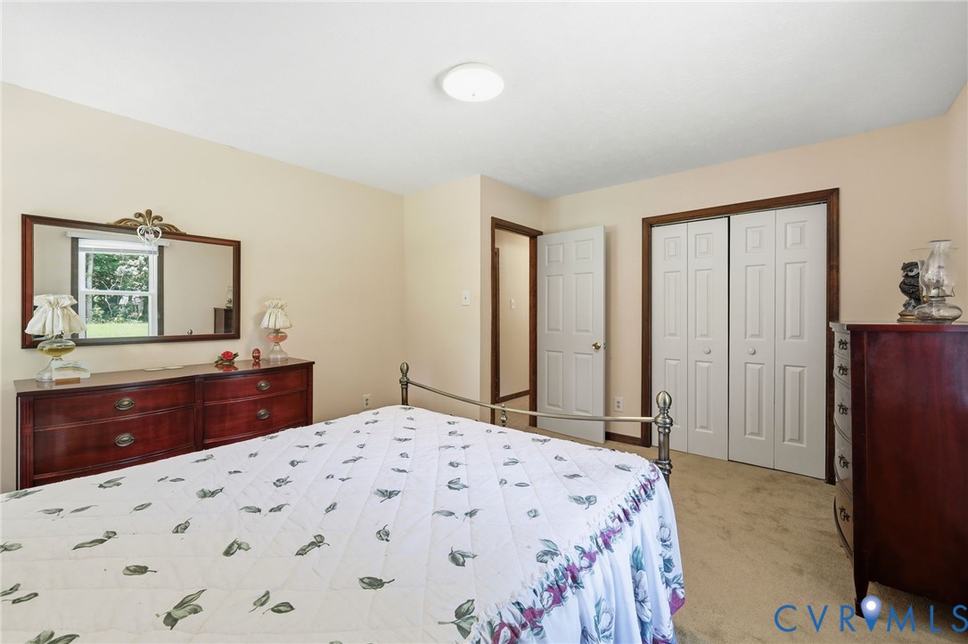 10111 Tunstall Rd