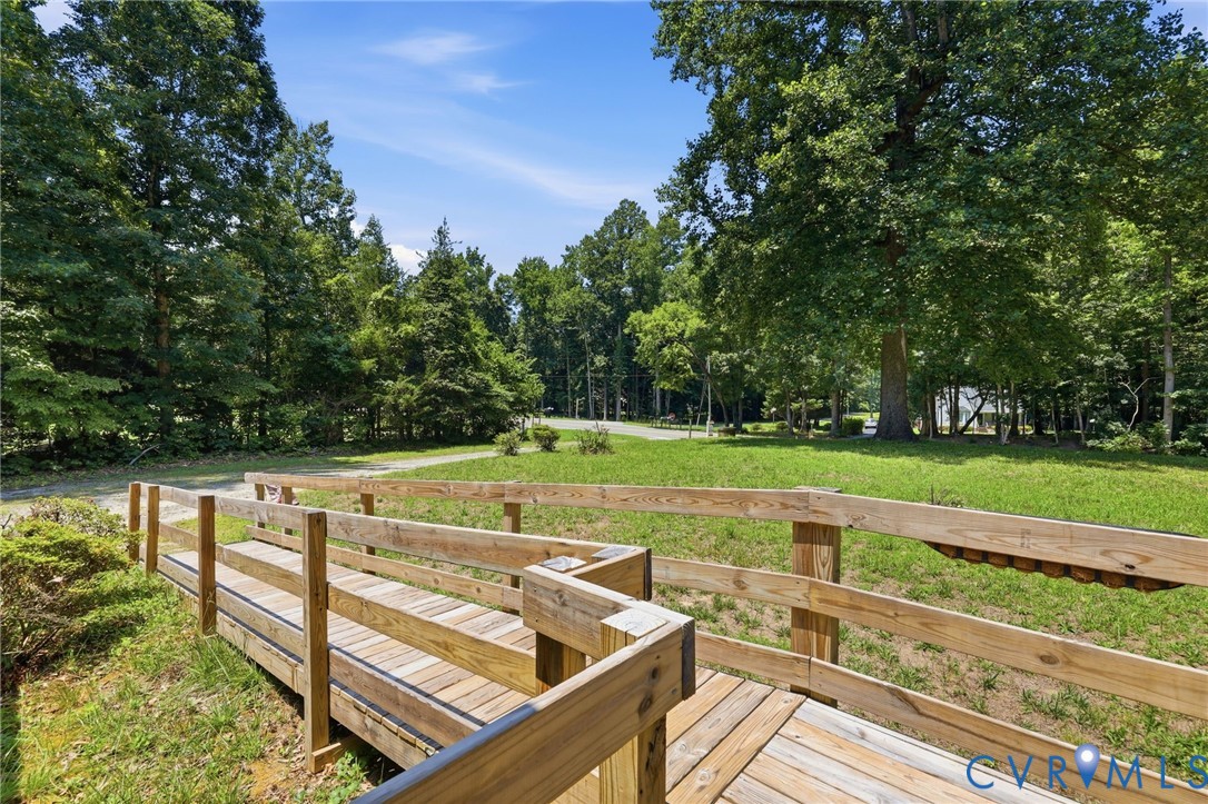 10111 Tunstall Rd