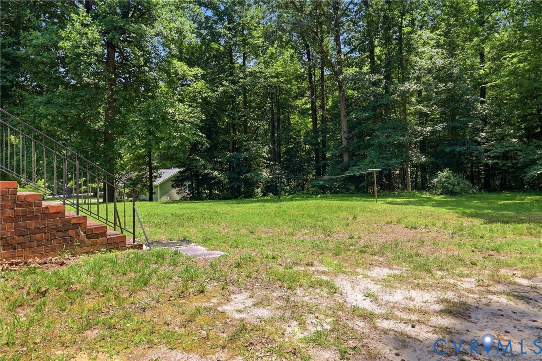 10111 Tunstall Rd