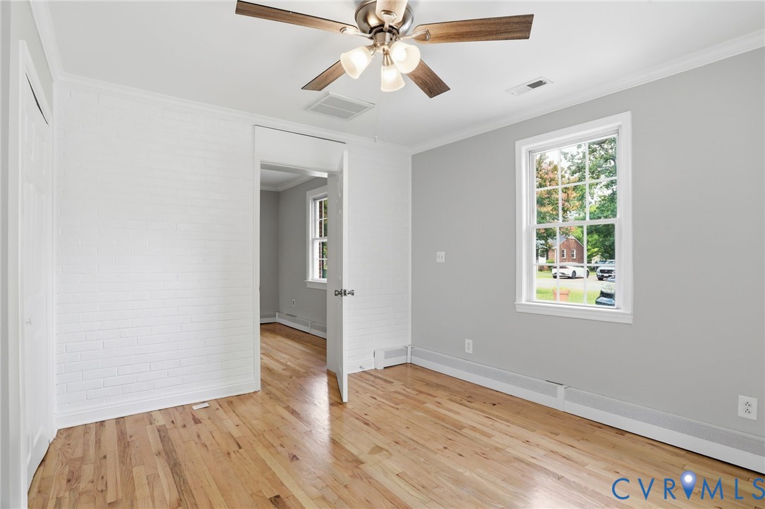 1107 Diane Ln