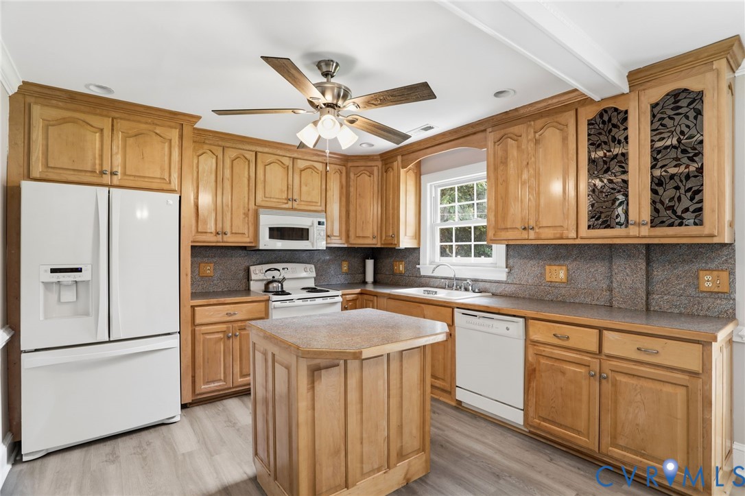 1107 Diane Ln