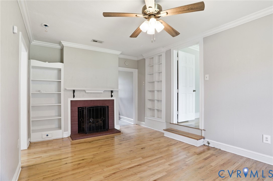 1107 Diane Ln