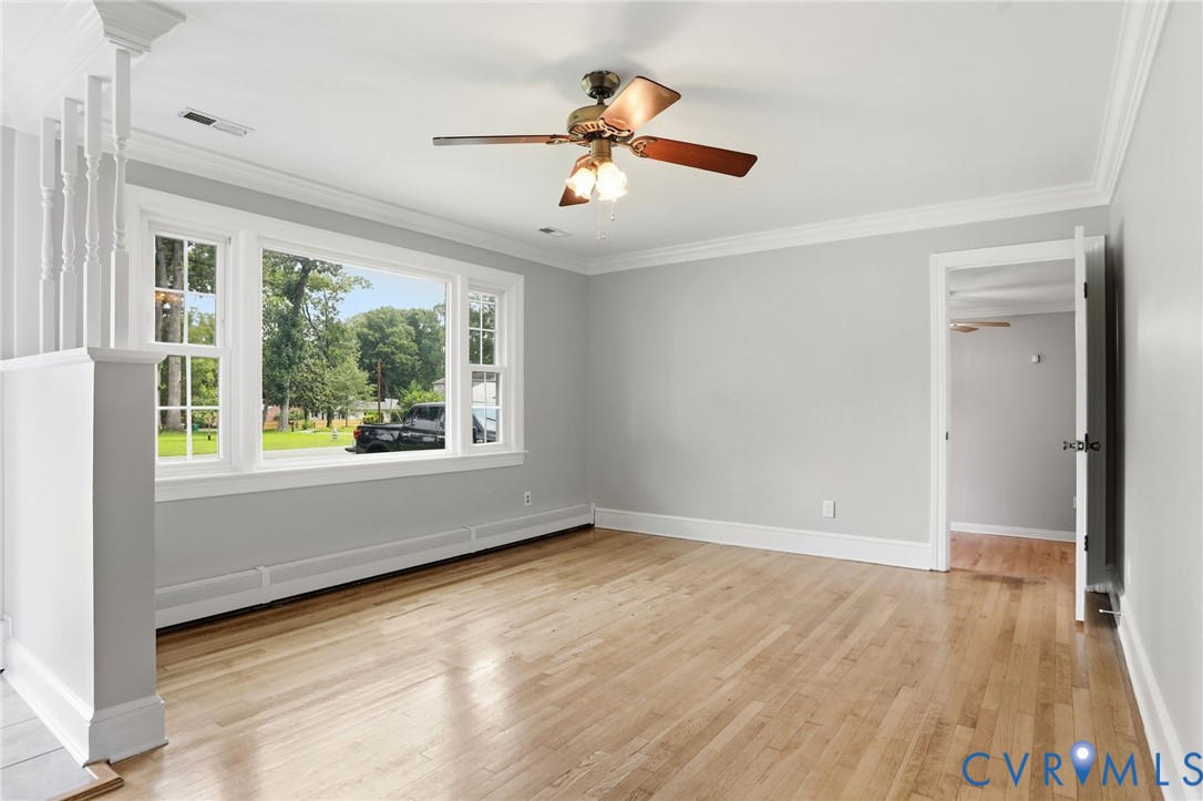 1107 Diane Ln