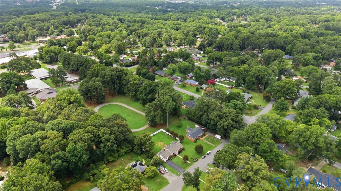 1107 Diane Ln