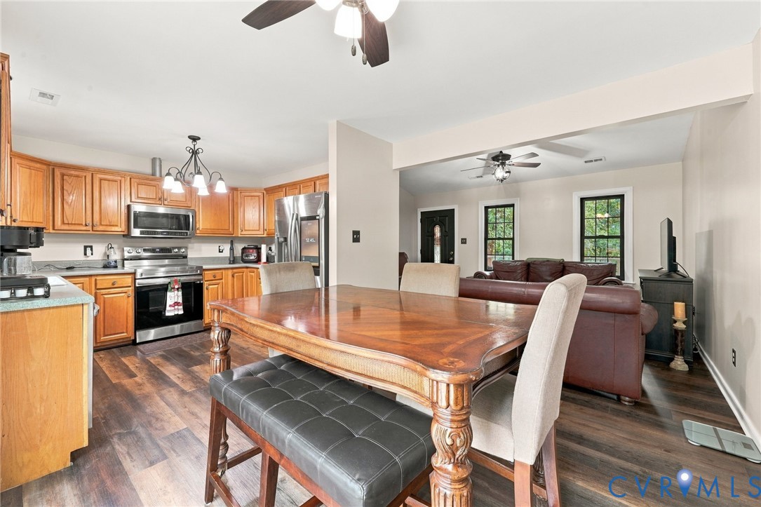 133 Ford Rd