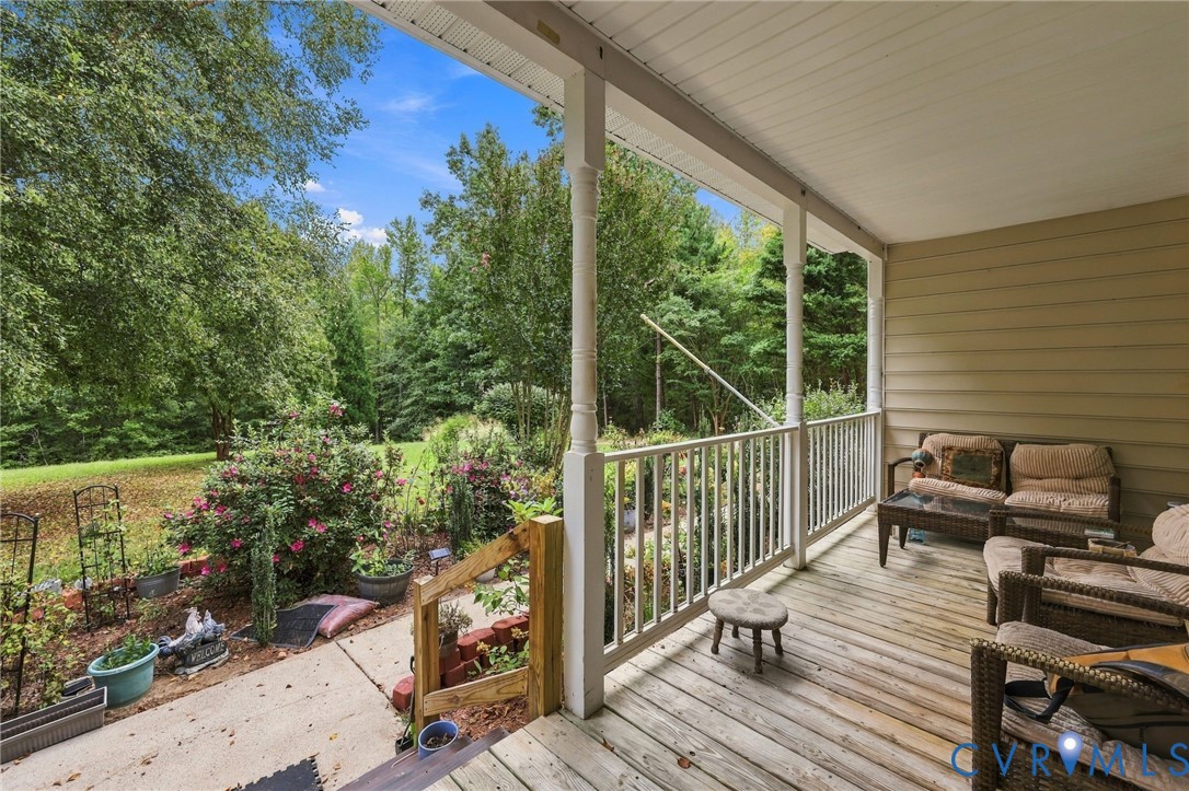 133 Ford Rd