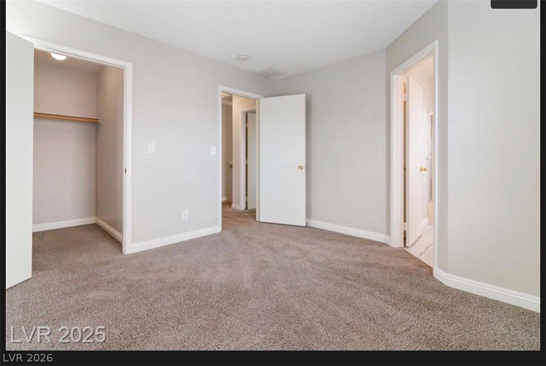 8653 Freeport Lane