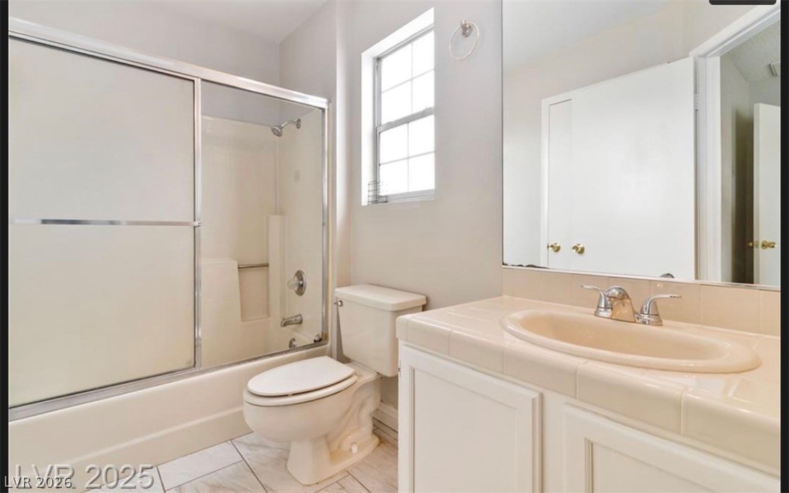 8653 Freeport Lane
