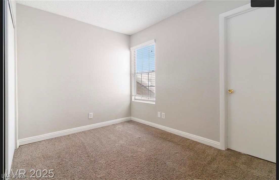 8653 Freeport Lane
