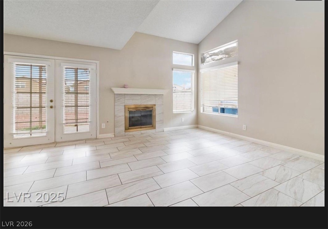 8653 Freeport Lane