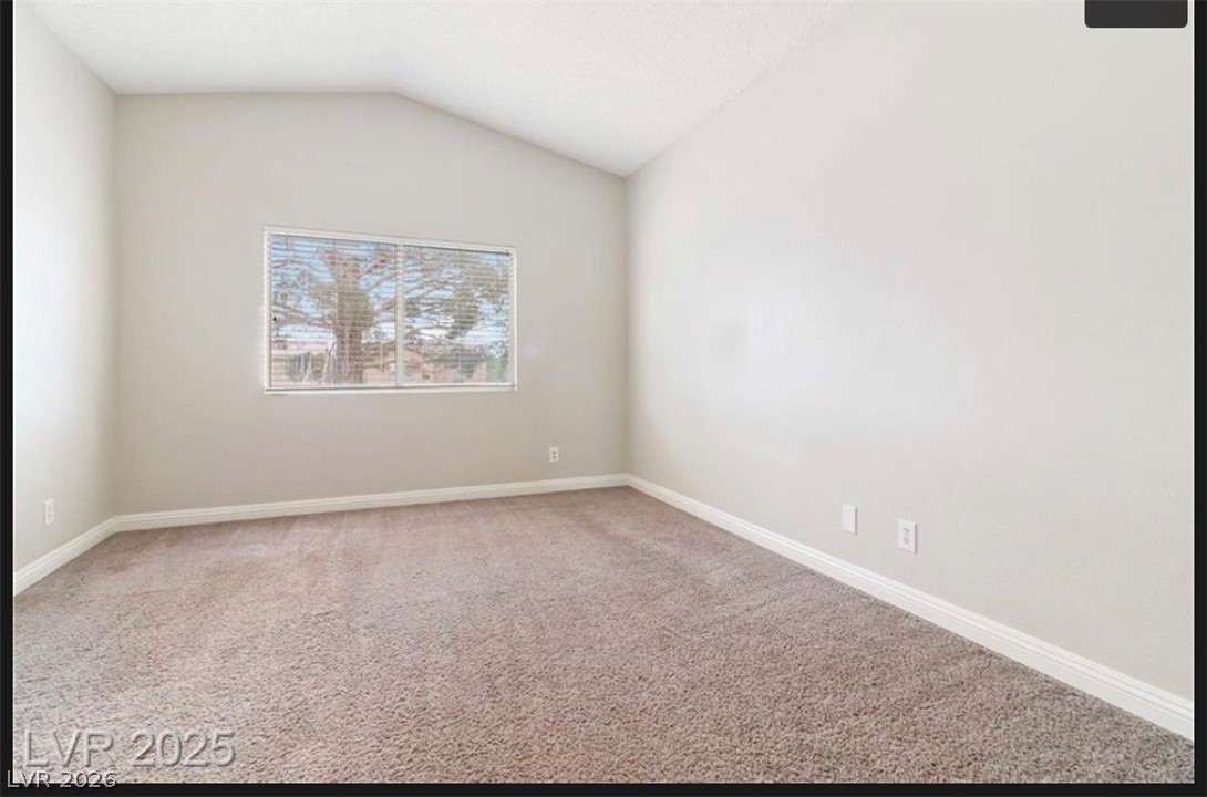 8653 Freeport Lane