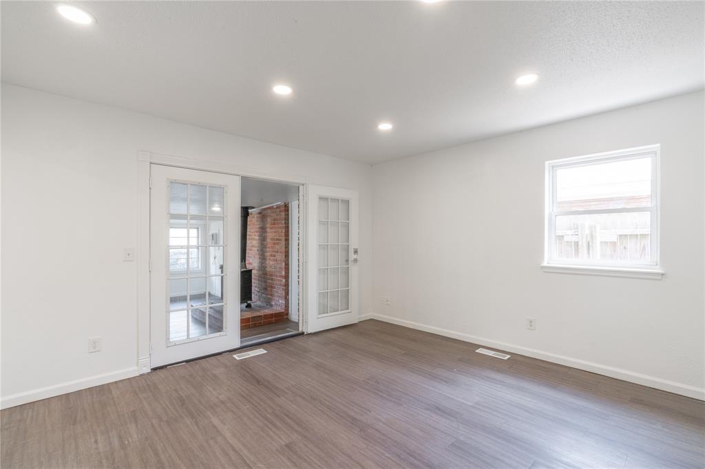 617 W Silver Meadow Drive