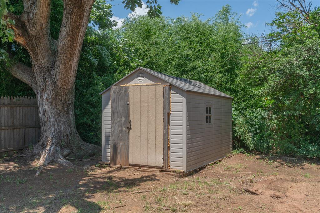 617 W Silver Meadow Drive