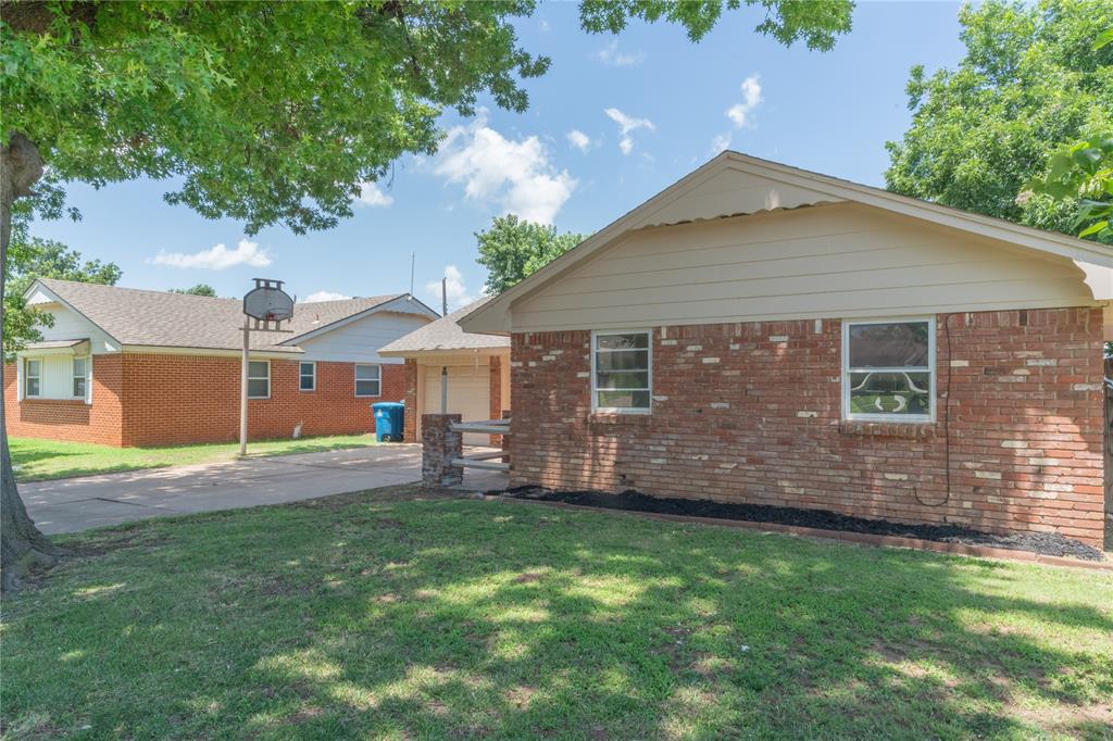 617 W Silver Meadow Drive