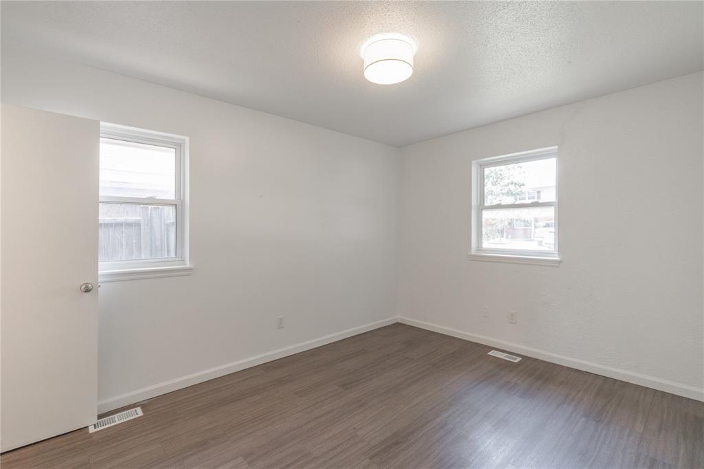 617 W Silver Meadow Drive