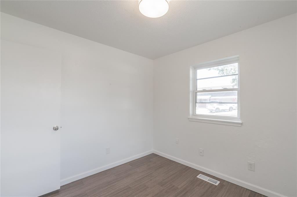 617 W Silver Meadow Drive