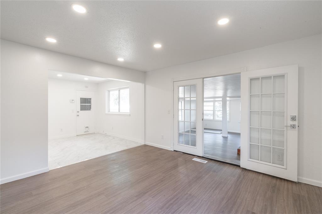 617 W Silver Meadow Drive