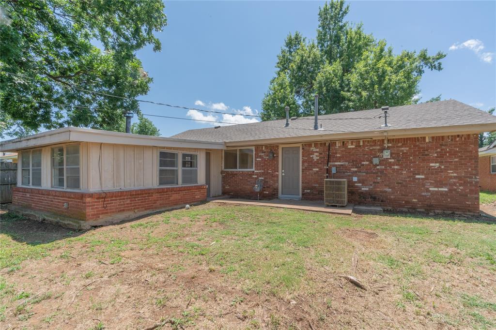 617 W Silver Meadow Drive