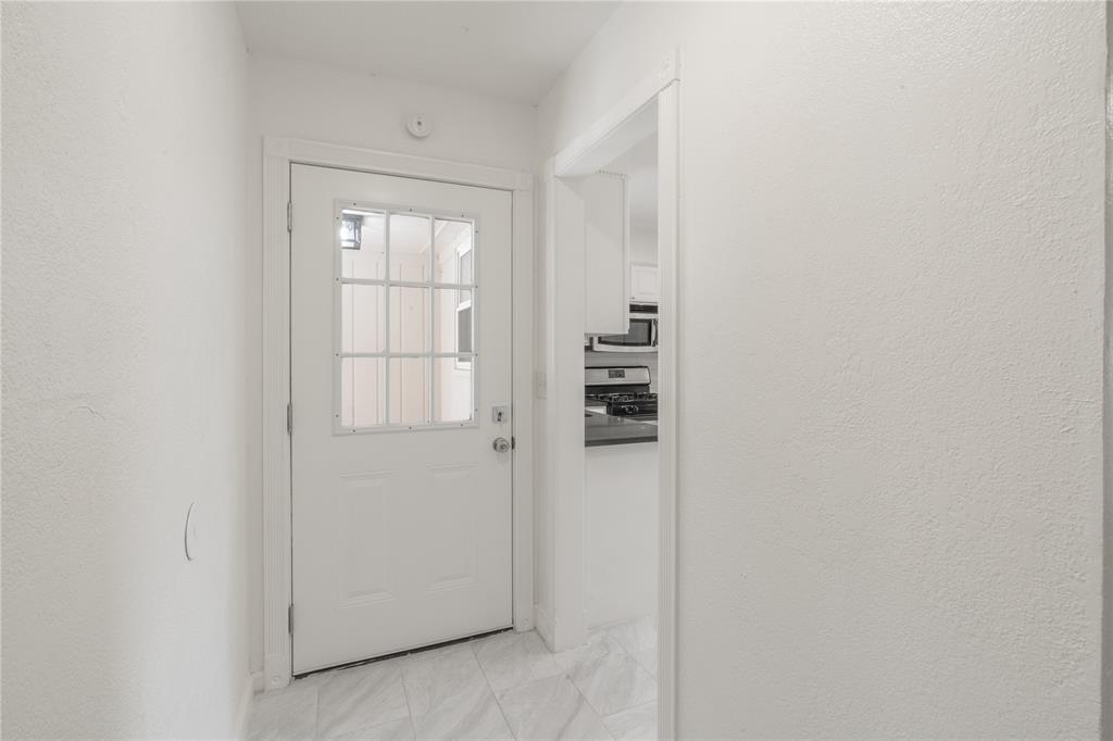 617 W Silver Meadow Drive