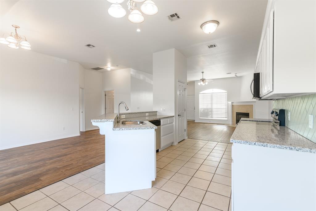 1024 Westridge Drive