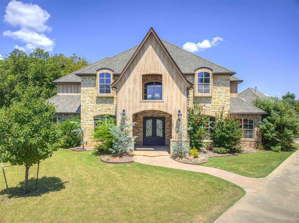 1501 SW 113th Place