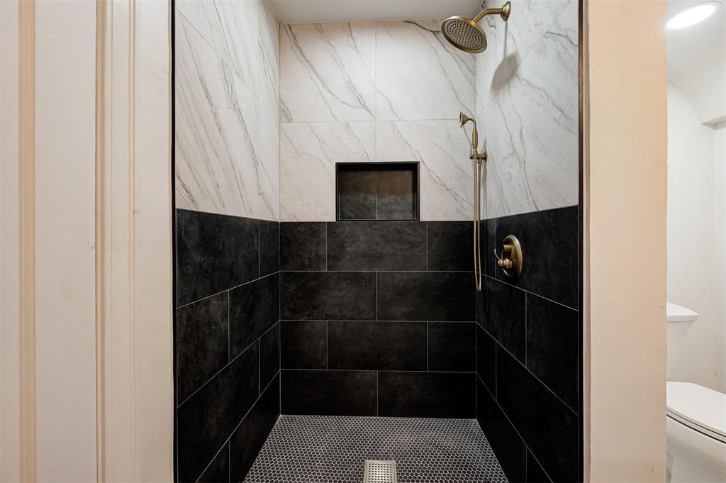 1415 N Drexel Boulevard