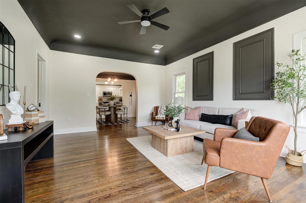 1415 N Drexel Boulevard