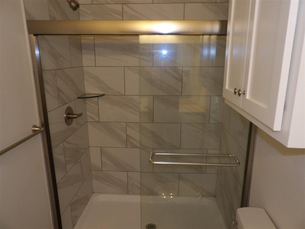 1737 NE 11th Street