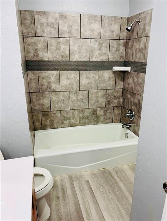 11717 N Francis Avenue