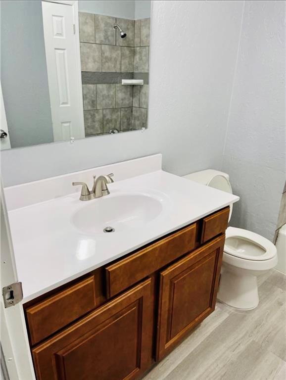 11717 N Francis Avenue