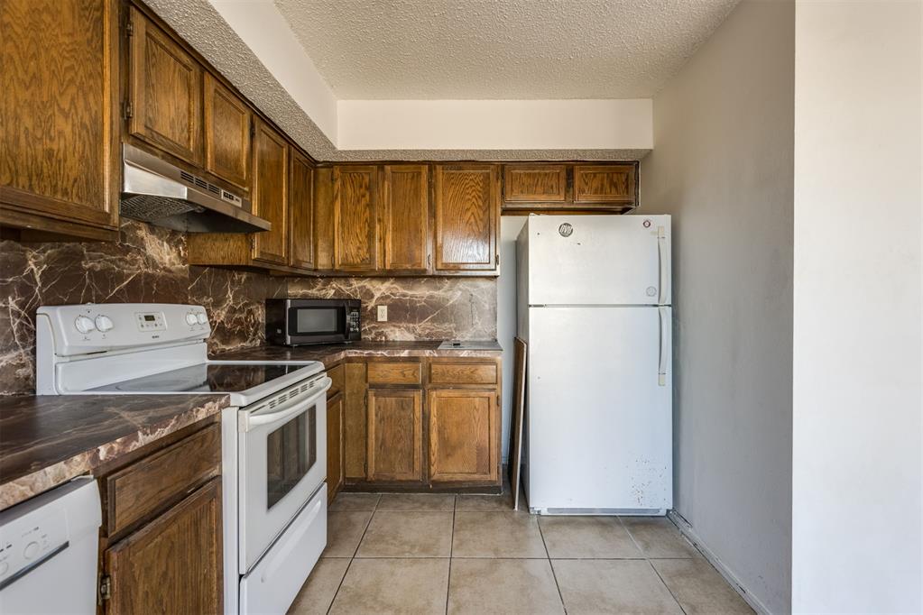 8741 Saint George Way
