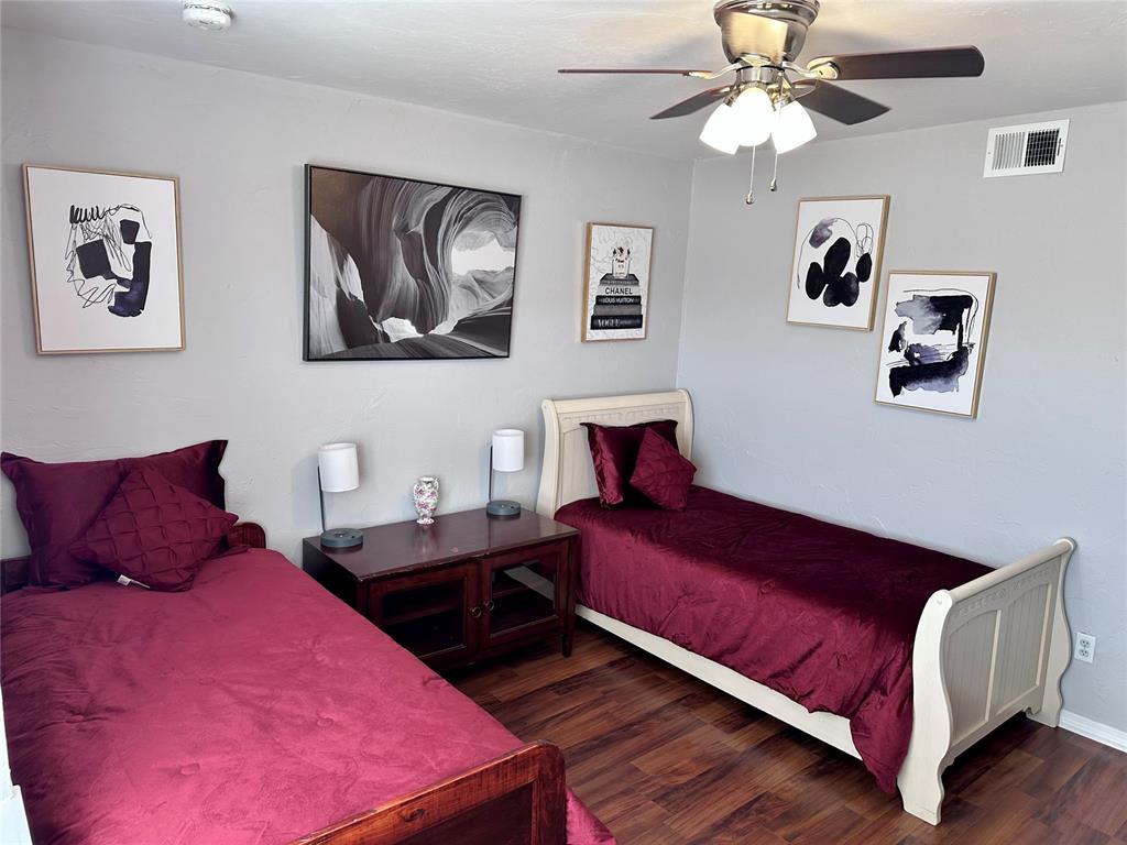 1725 E Lindsey Street Unit: 1