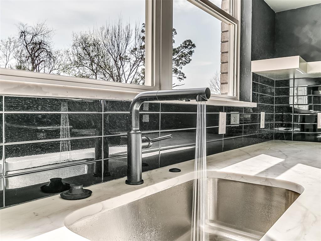 2021 NE 16th Terrace