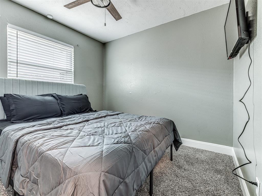 10005 Waverly Avenue