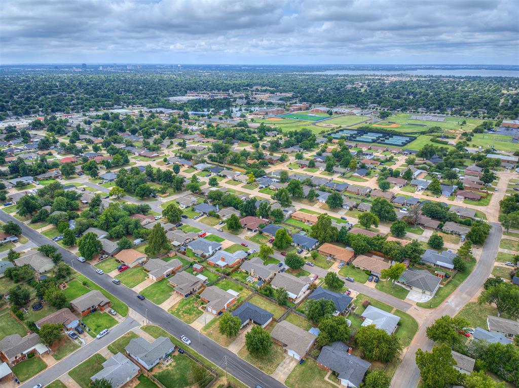 10005 Waverly Avenue