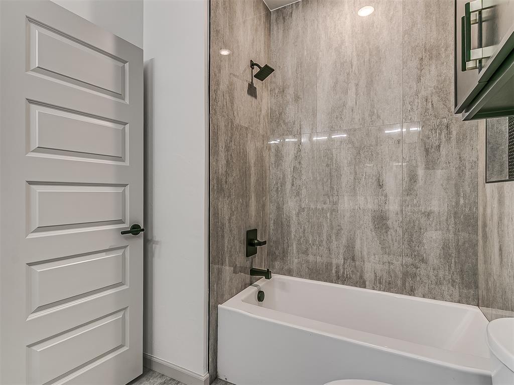 901 NE 31st Street