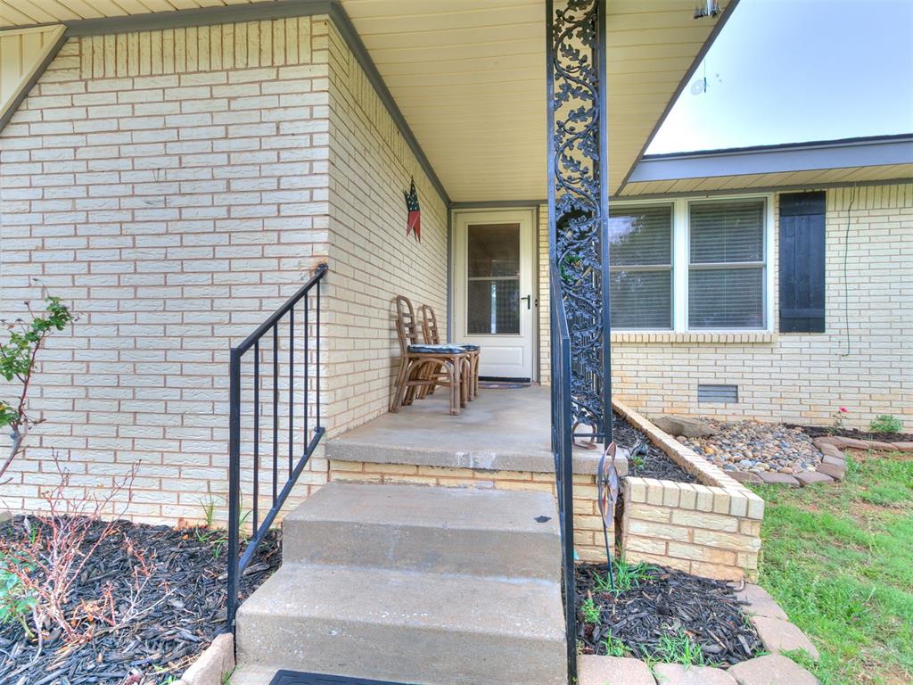 4904 N Shady Nook Way