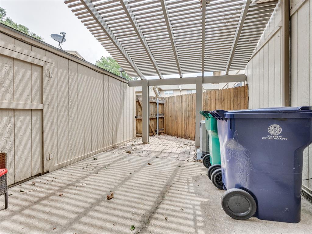 9636 N Hefner Village Boulevard